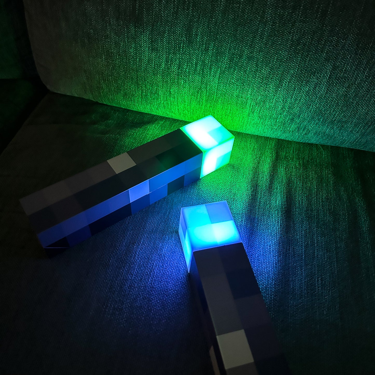 Lampă LED Yourcraft Torch™ (4 kolor)